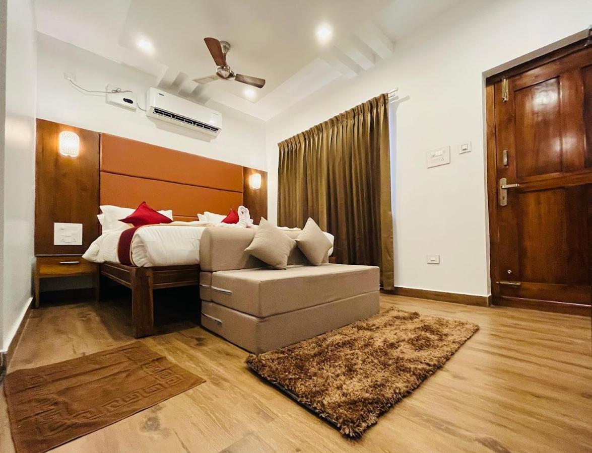 Grb Resort Tiruchchendur Exterior photo